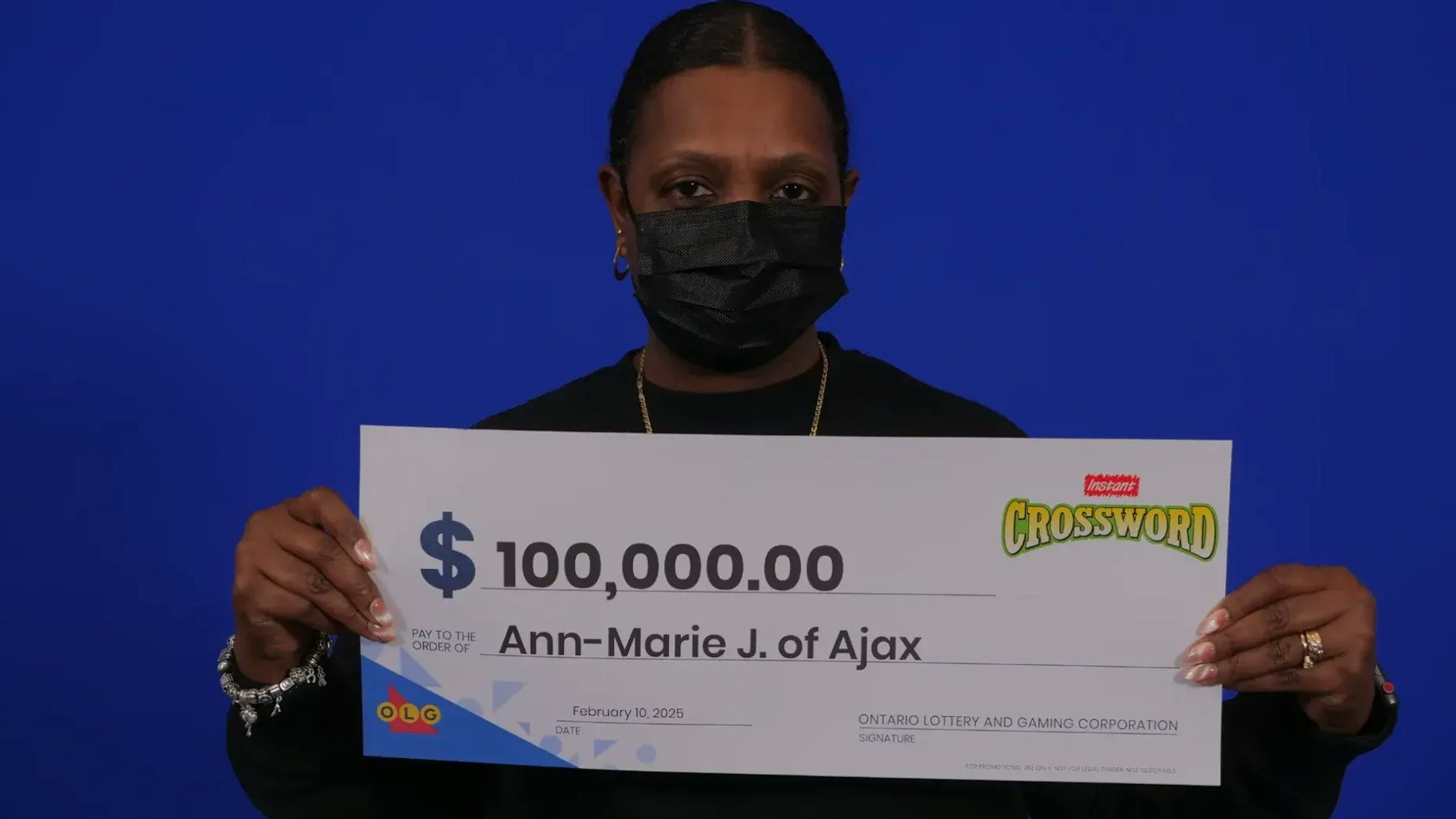 Ann-Marie Jeremiah mit ihrem zweiten Lotto-Gewinn über 100.000 Dollar.