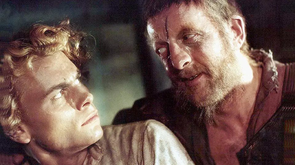 Schicksalhafte Begegnung im DDR-Film „Das kalte Herz“: Peter Munk (Lutz Moik) mit dem Holländer-Michel (Erwin Geschonneck).