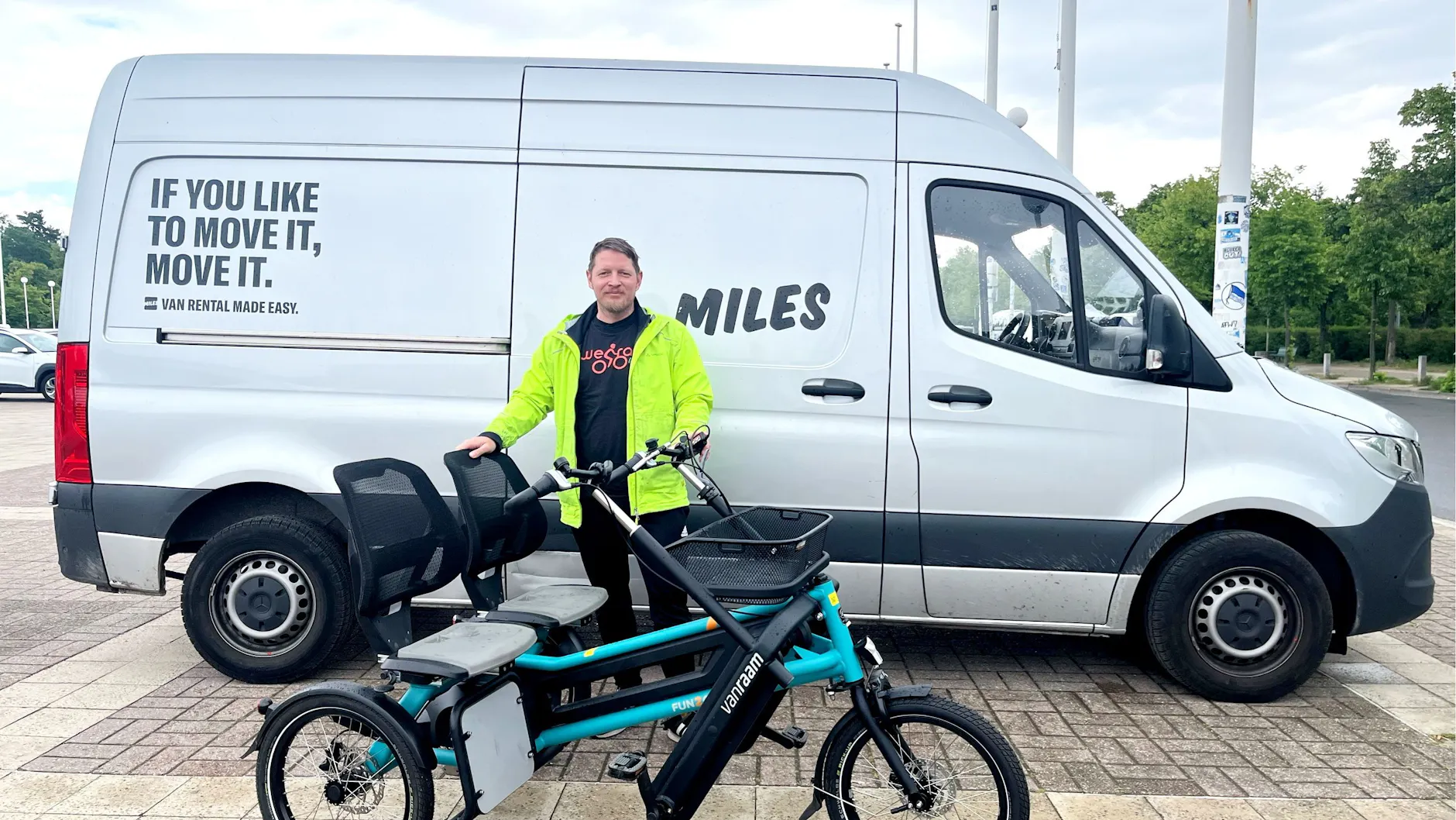 Mit Hilfe solcher Dreiräder unterrichtet Tobias Kopetzky von Gesufit das Radfahren für Menschen mit geistiger und/oder körperlicher Beschränkung.