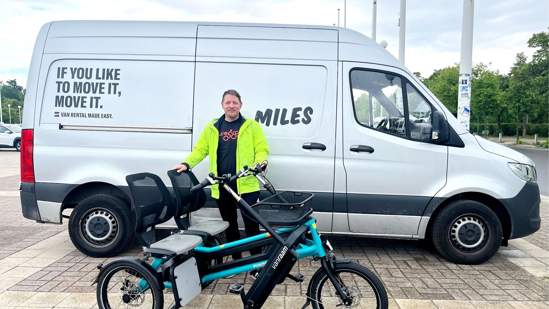 Mit Hilfe solcher Dreiräder unterrichtet Tobias Kopetzky von Gesufit das Radfahren für Menschen mit geistiger und/oder körperlicher Beschränkung.