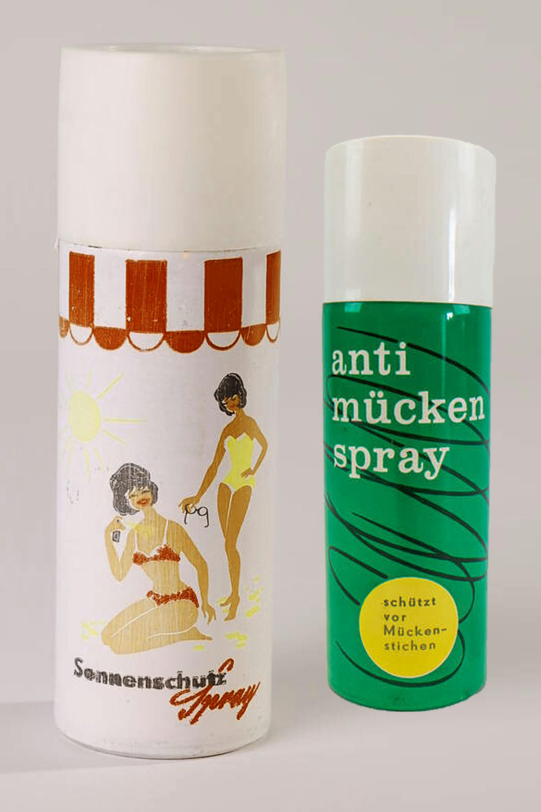 Mückenspray und Sonnenschutz gehörten auch in der DDR zum Sommer. Diese beiden Dosen wurden im VEB Aerosol-Automat Karl-Marx-Stadt hergestellt, kosteten 6 Mark und 6,50 Mark.