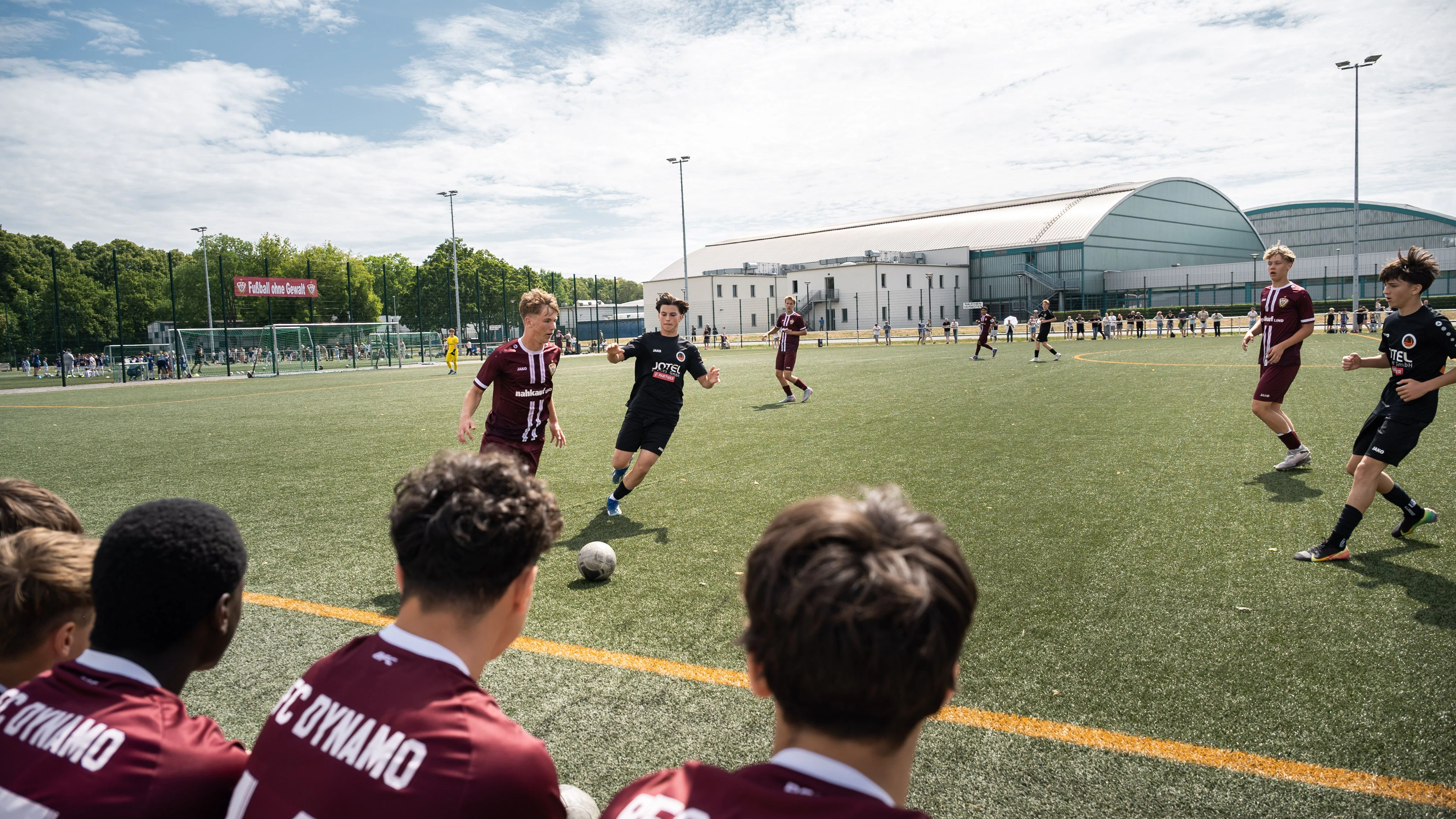 Im Sportforum Hohenschönhausen spielte auch die Jugendmannschaft des BFC beim Gedenkturnier für Paul Püschel mit.