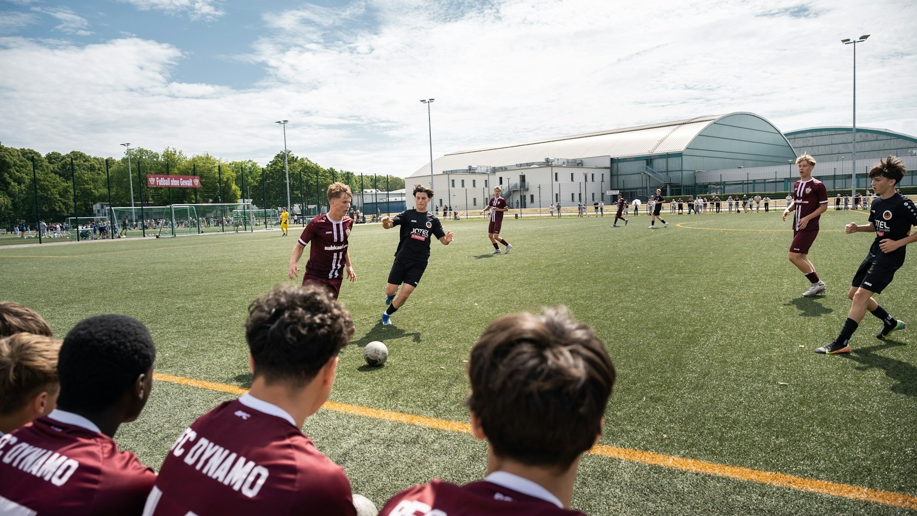 Im Sportforum Hohenschönhausen spielte auch die Jugendmannschaft des BFC beim Gedenkturnier für Paul Püschel mit.