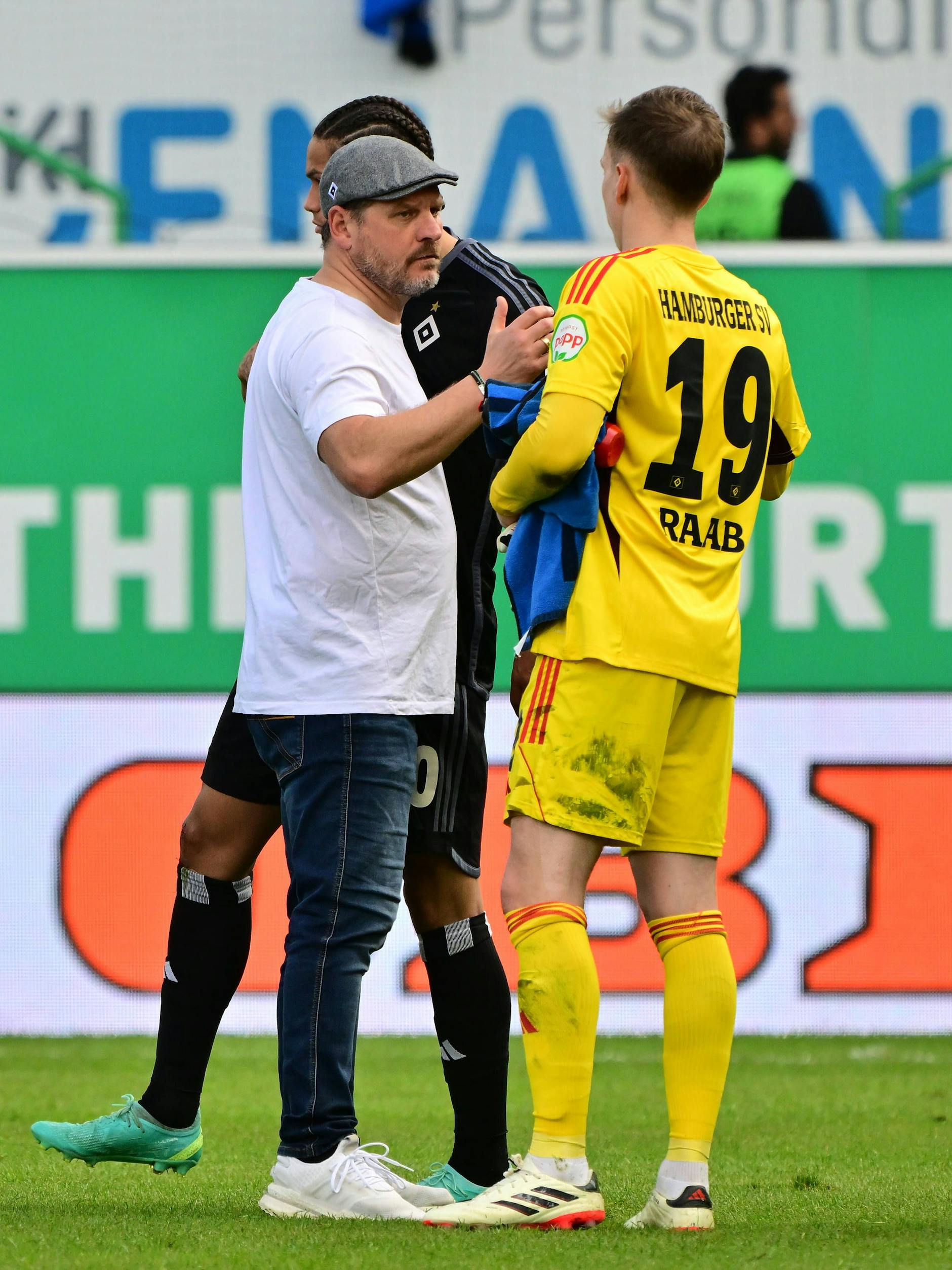 Bald wieder vereint, diesmal aber beim 1. FC Union: Cheftrainer Steffen Baumgart und Torhüter Matheo Raab.