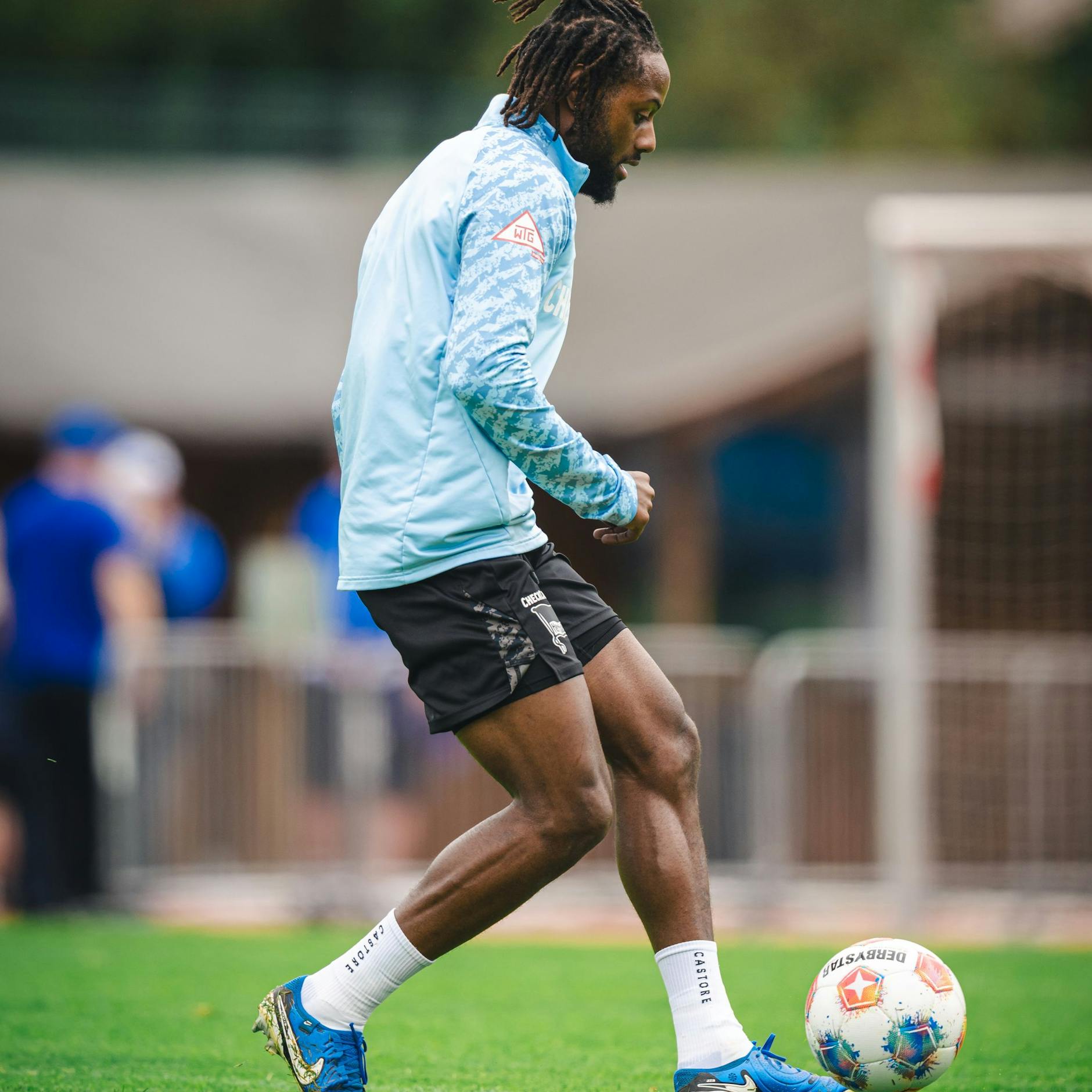 Kampfmaschine Deyo Zeefuik dreht nach seinen Muskelproblemen wieder bei Hertha BSC auf.