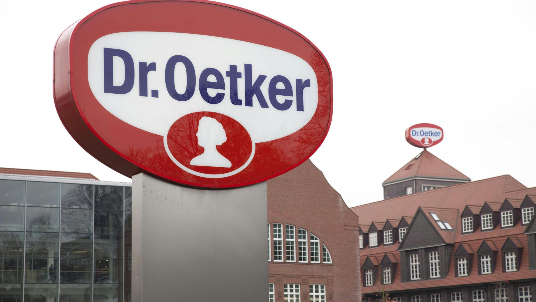 Der Firmensitz von Dr. Oetker in Bielefeld, dem Flaggschiff der gigantischen Oetker-Gruppe.