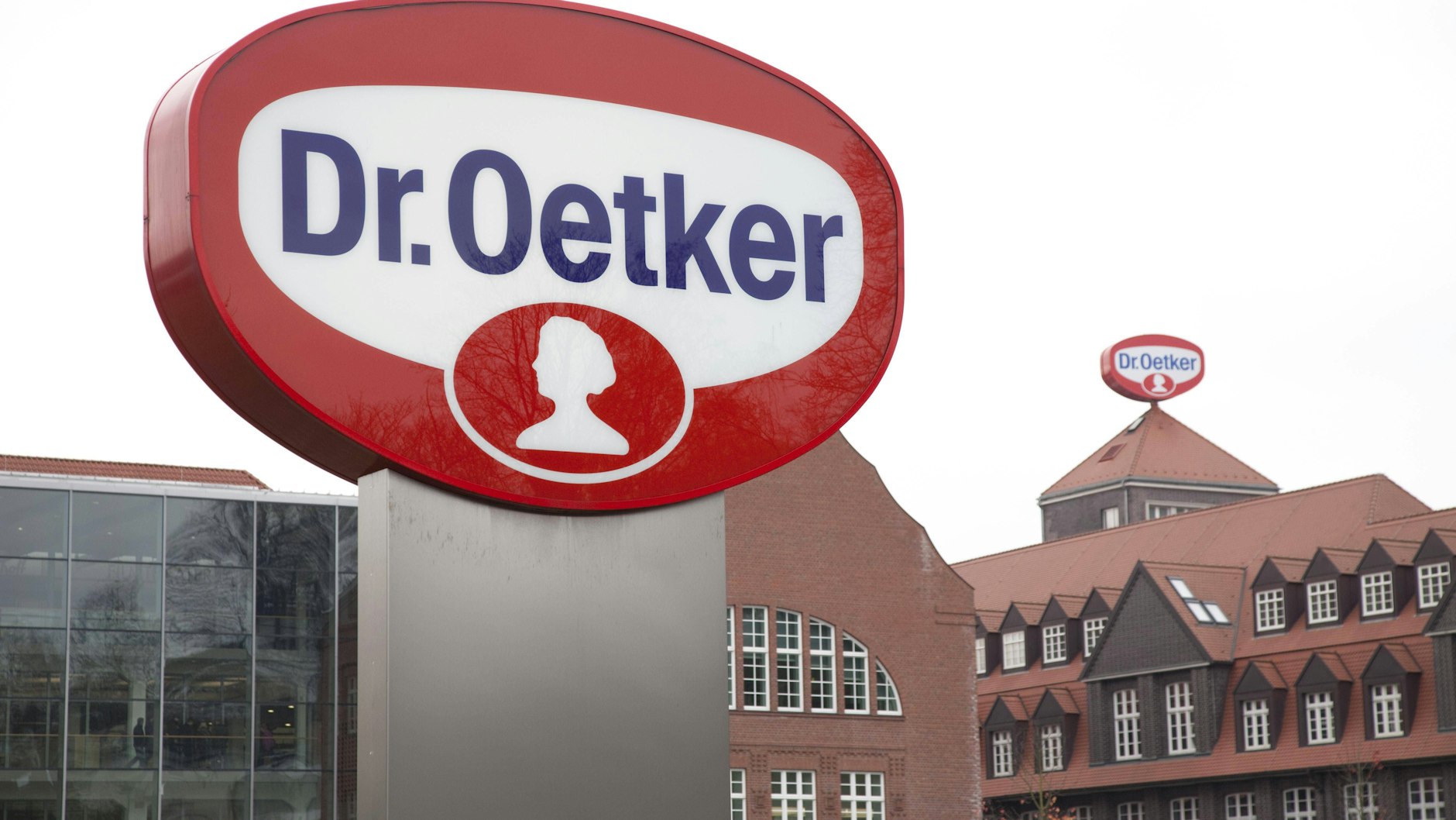 Der Firmensitz von Dr. Oetker  in Bielefeld, dem Flaggschiff der gigantischen Oetker-Gruppe.
