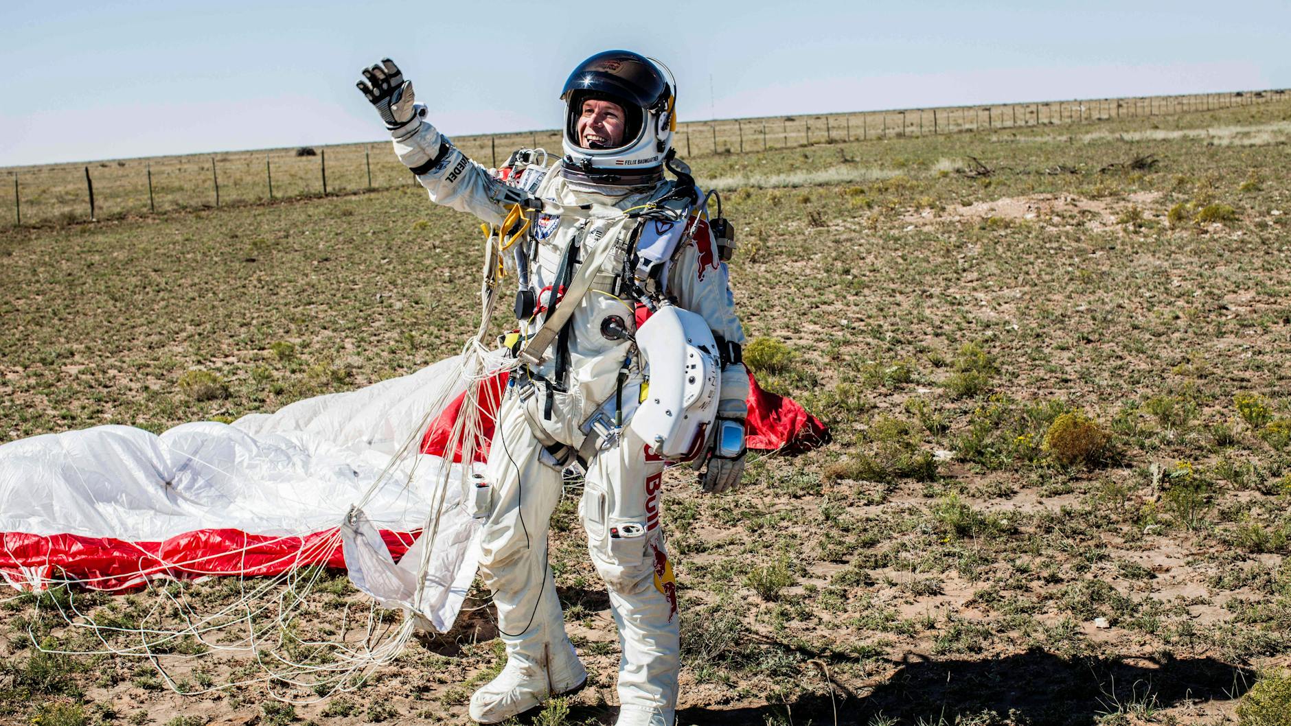 Mit seinem Sprung aus der Stratosphäre wurde Felix Baumgartner weltberühmt. Er durchbrach im freien Fall als erster Mensch die Schallmauer.