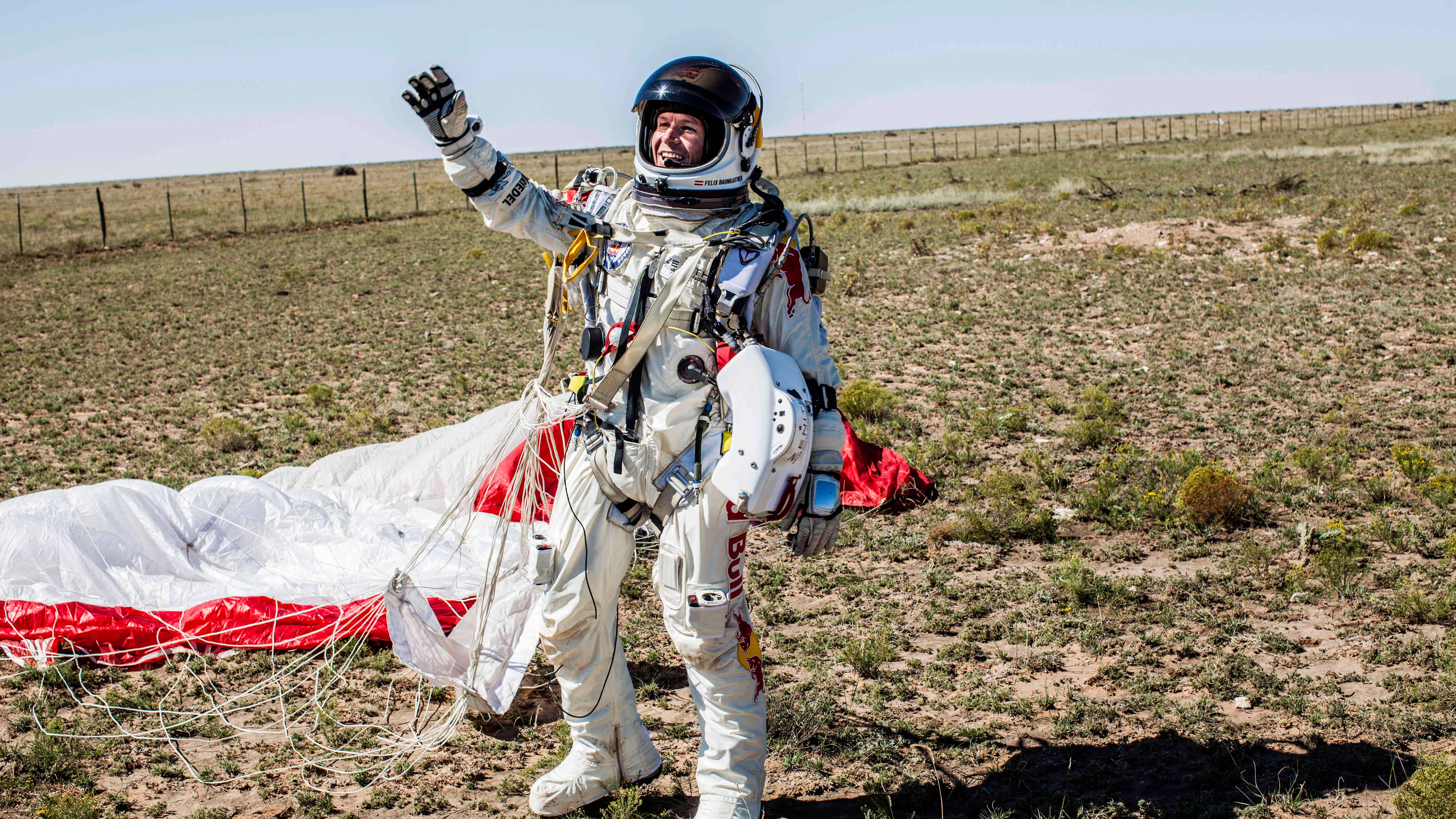 Mit seinem Sprung aus der Stratosphäre wurde Felix Baumgartner weltberühmt. Er durchbrach im freien Fall als erster Mensch die Schallmauer.