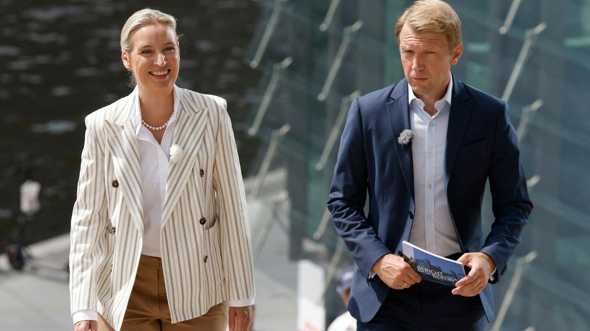 Weidel und Preiß´vor dem Interview.