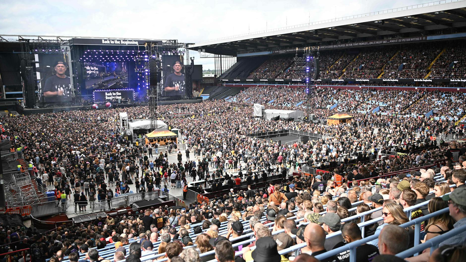 Im Villa Park in Birmingham gab Ozzy Osborne sein letztes Konzert.ANDY BUCHANAN / AFP)