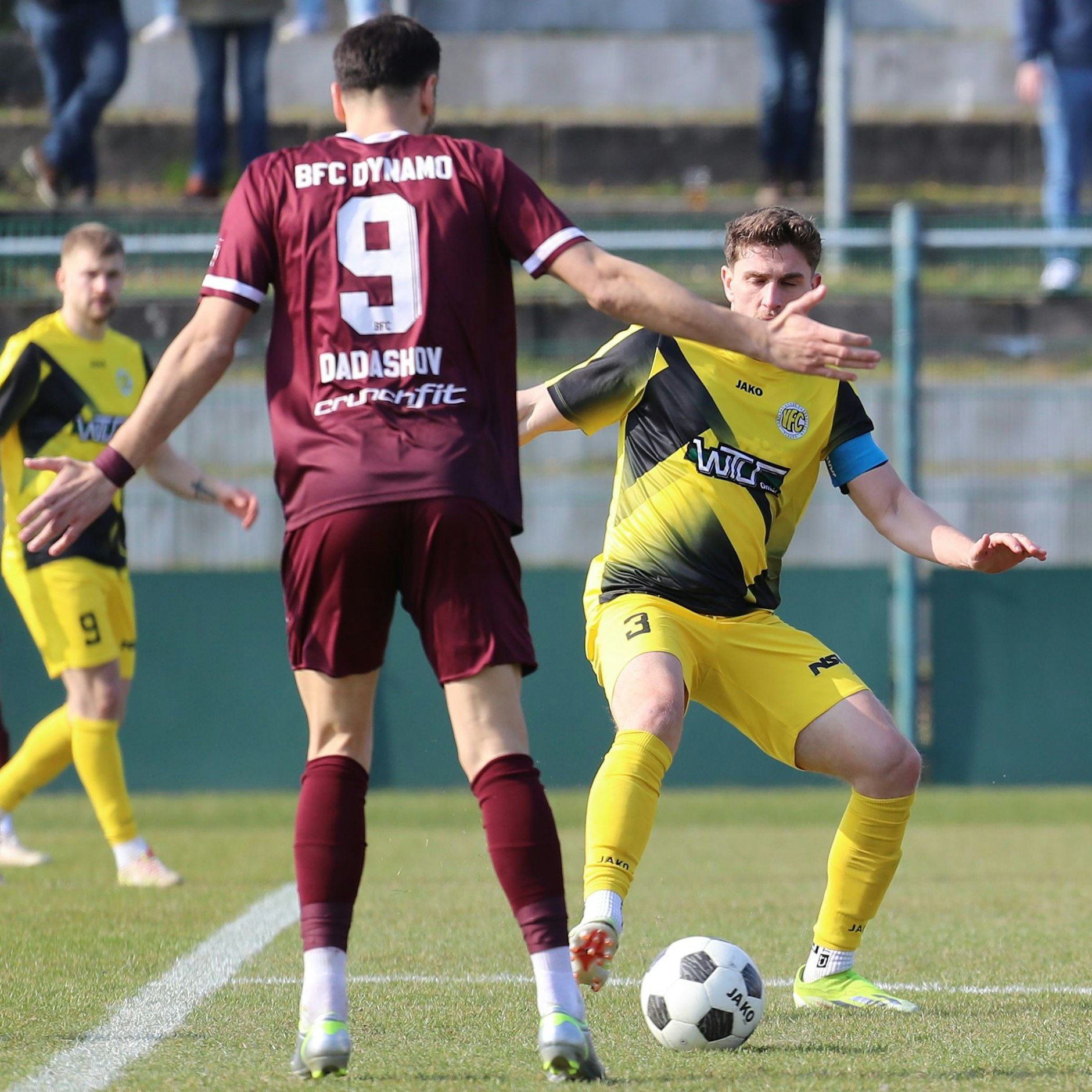In der vergangenen Saison - hier gegen den VFC Plauen - hatte Rufat Dadashov noch die 9 als Trikotnummer..