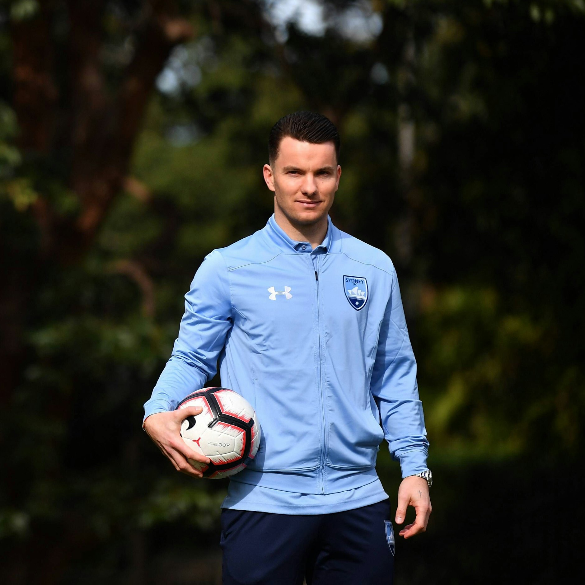Ex-Herthaner Alexander Baumjohann ist Sportdirektor von Sydney FC und will jetzt Thomas Müller nach Australien locken.