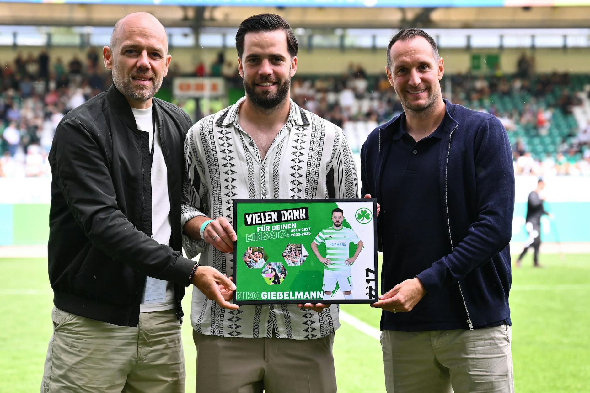 Niko Gießelmann (33) wurde nach zwei Jahren in Fürth verabschiedet. Zuvor spielte der Verteidiger von 2020 bis 2023 auch für den 1. FC Union.