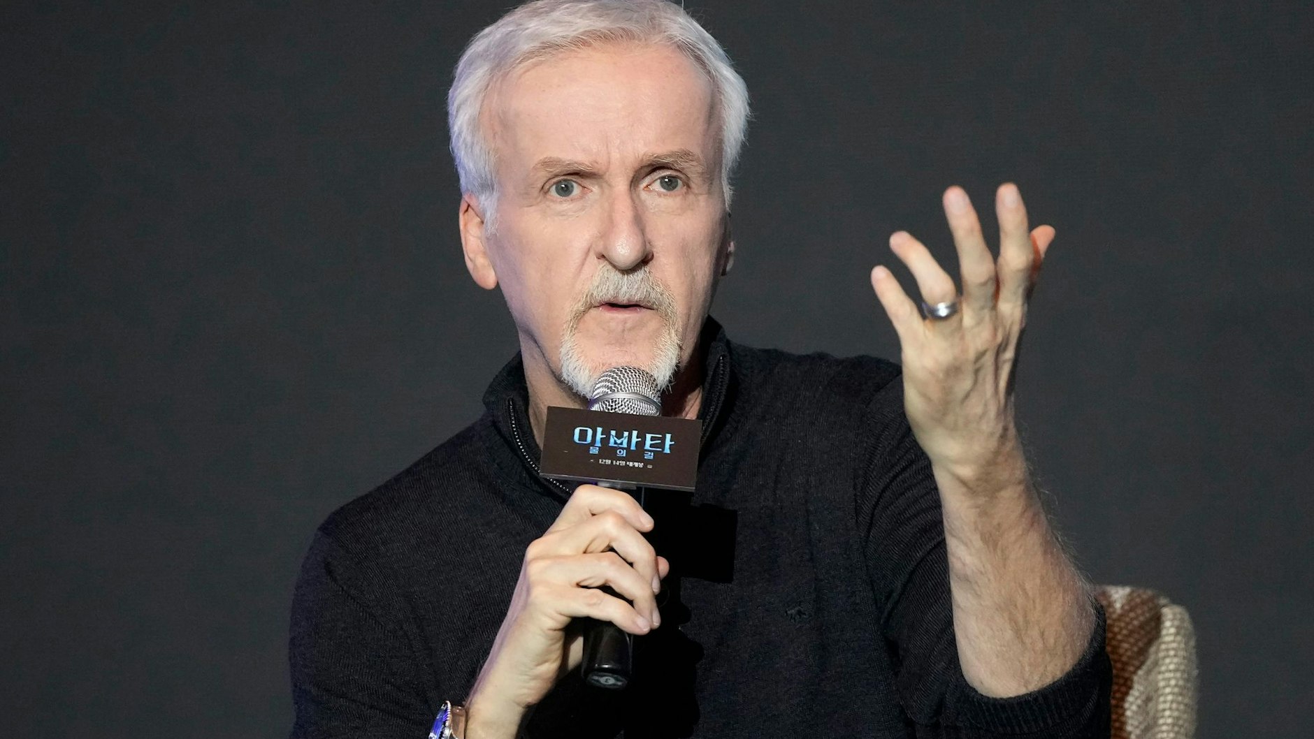 Regisseur James Cameron warnt vor den Gefahren Künstlicher Intelligenz.
