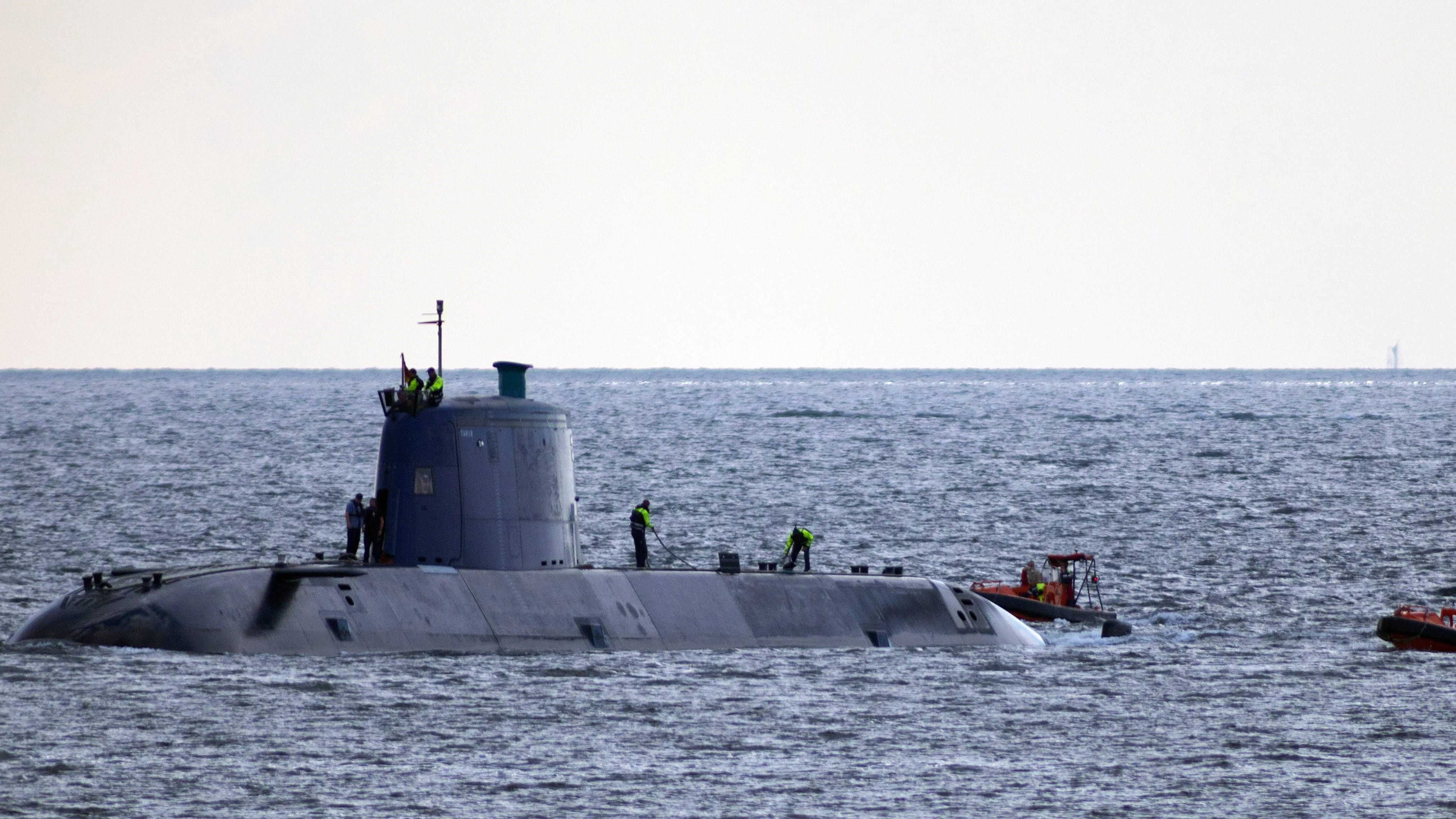 Ein für Israel gebautes U-Boot auf Testfahrt vor Rügen: Seit Jahren werden neue Untereeboote in der Ostsee erprobt. Dieses Foto entstand 2013.