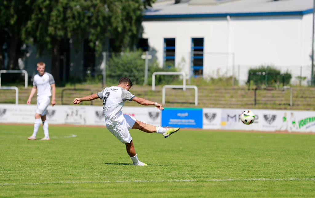 First BFC victory: Shcherba blasts Dynamo out of the basement with a dream ...