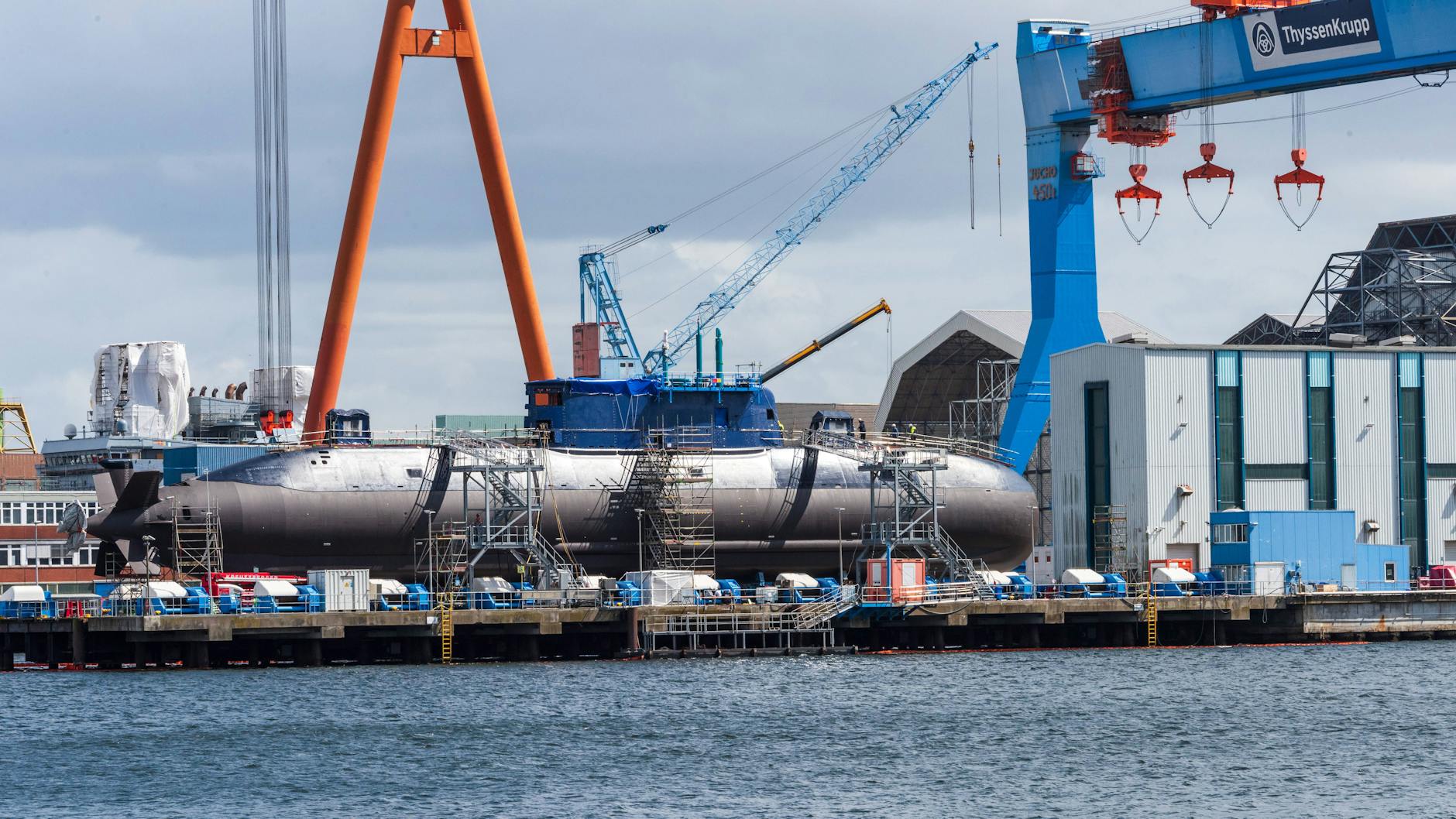 Das U-Boot Drakon, für Israel bestimmt, konnte man problemlos auf der Werft in Kiel sehen und auch fotografieren.