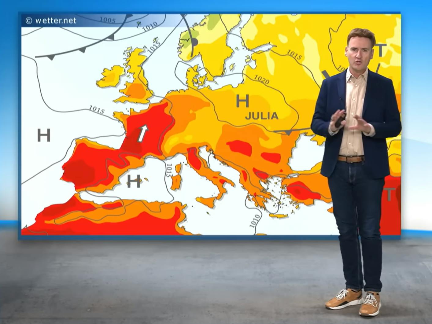 Das Wetter bringt uns ordentlich ins Schwitzen: Dominik Jung von wetter.net warnt vor Temperaturen, die an der 40-Grad-Marke kratzen - und der bisher längsten Hitzewelle des Jahres.
