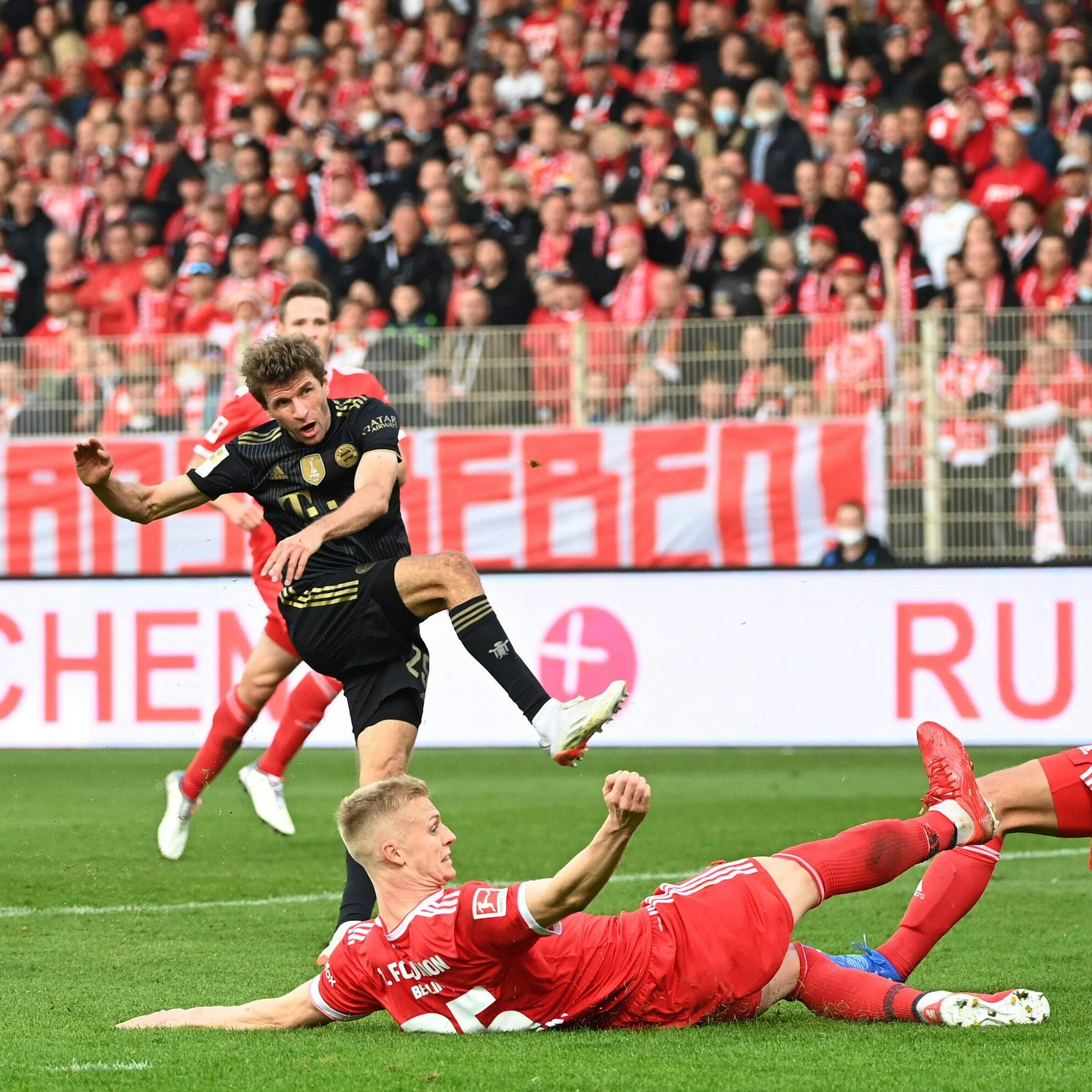 In der Saison 2021/22 spielte Thomas Müller mit dem FC Bayern gegen Unions Timo Baumgartl. Das Duell gibt es jetzt in Vancouver wieder.