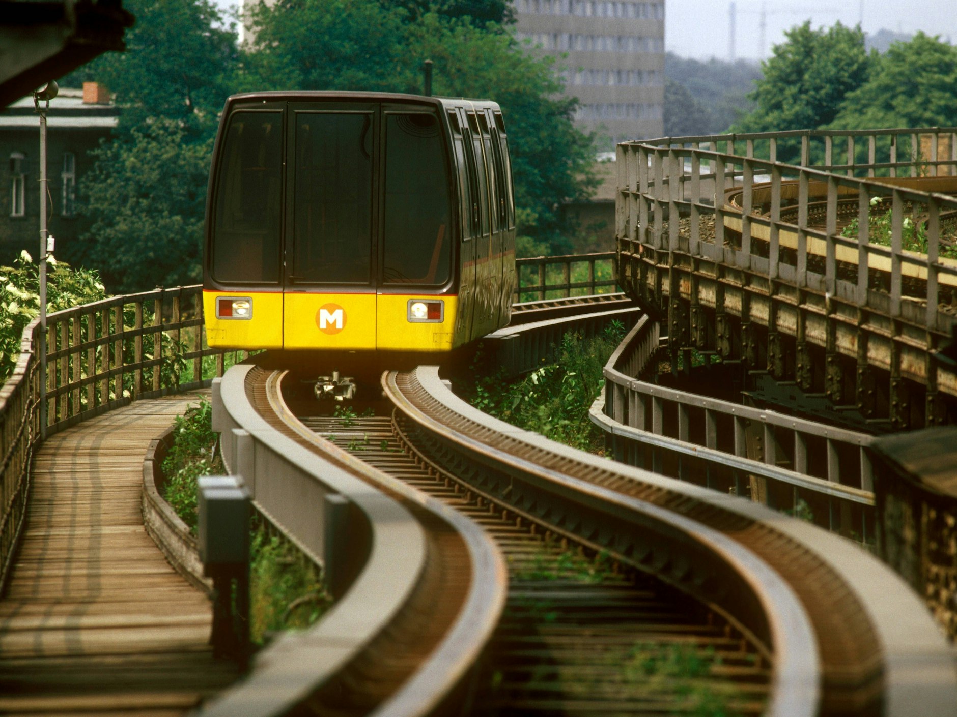 So sah die alte M-Bahn aus, die bis zum 31. Juli 1991 bis zum Potsdamer Platz schwebte. 