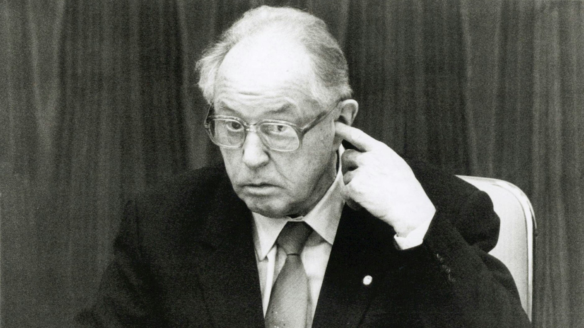 Mit einem denkwürdigen Satz zum Thema Liebe ging Stasi-Chef Erich Mielke kurz vor dem Mauerfall in die Geschichte ein.