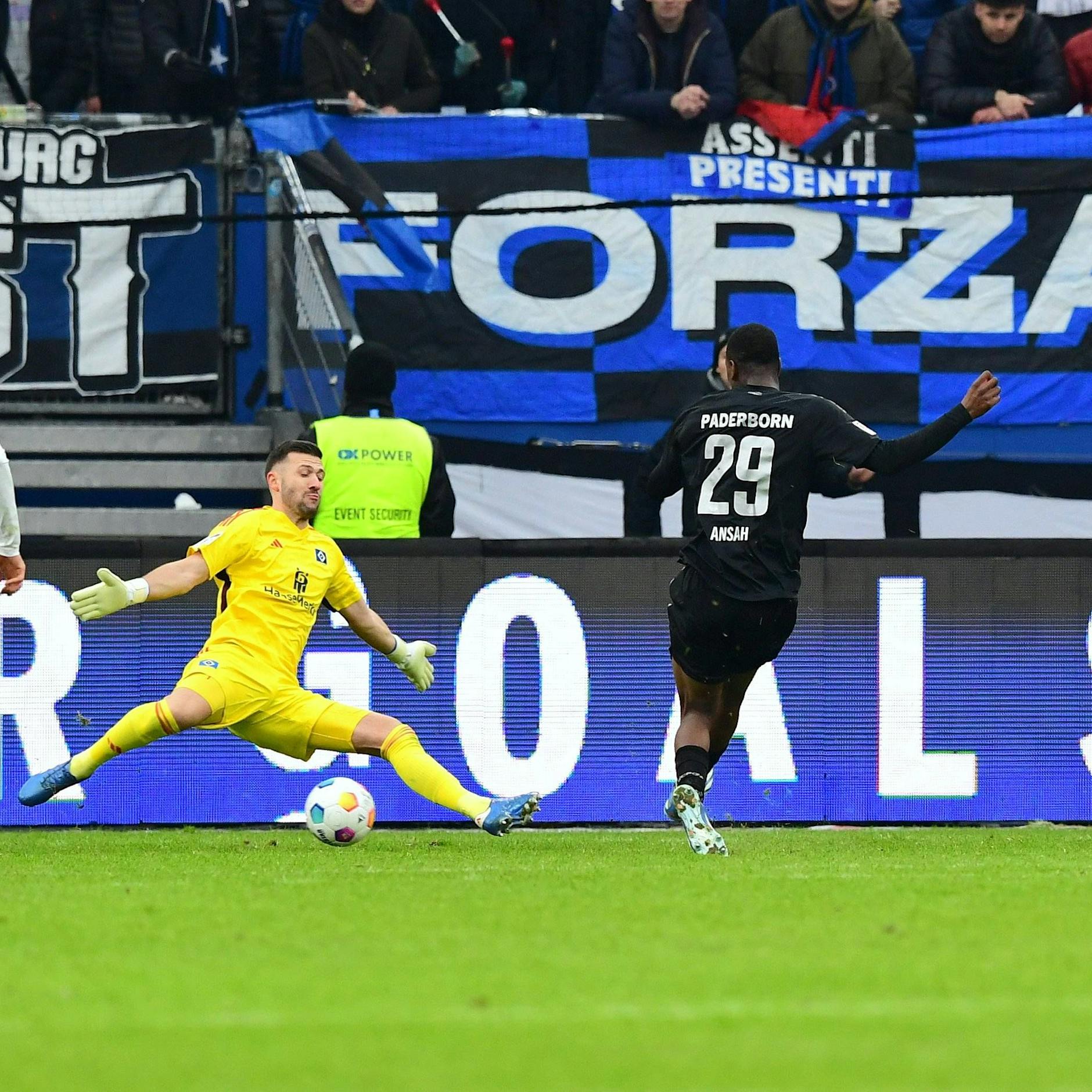 Sein erstes Profi-Tor schoss Ilyas Ansah am 9. Dezember 2023 für Paderborn beim HSV. Es war der 2:1-Siegtreffer für die Ostwestfalen.