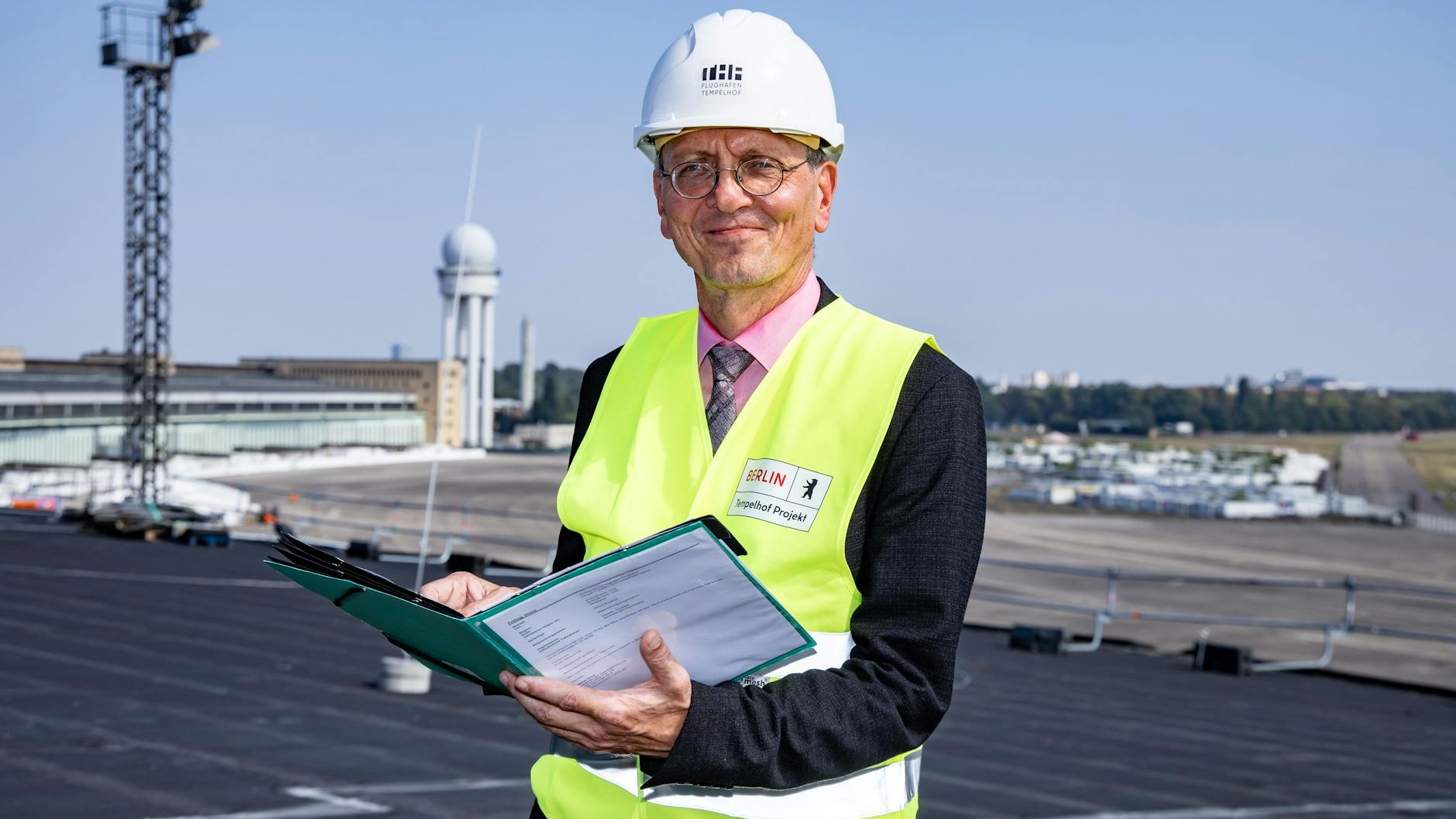 Berlins Senator für Stadtentwicklung, Bauen und Wohnen Christian Gaebler (SPD) will eine schnelle Änderung des Feldgesetzes.