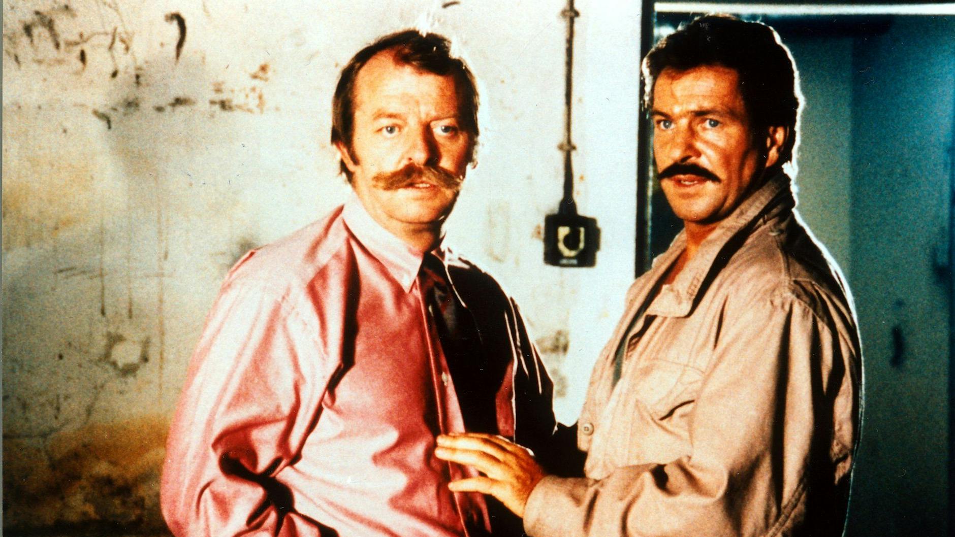 Eberhard Feik als Kommissar Tanner und Götz George als Schimanski.