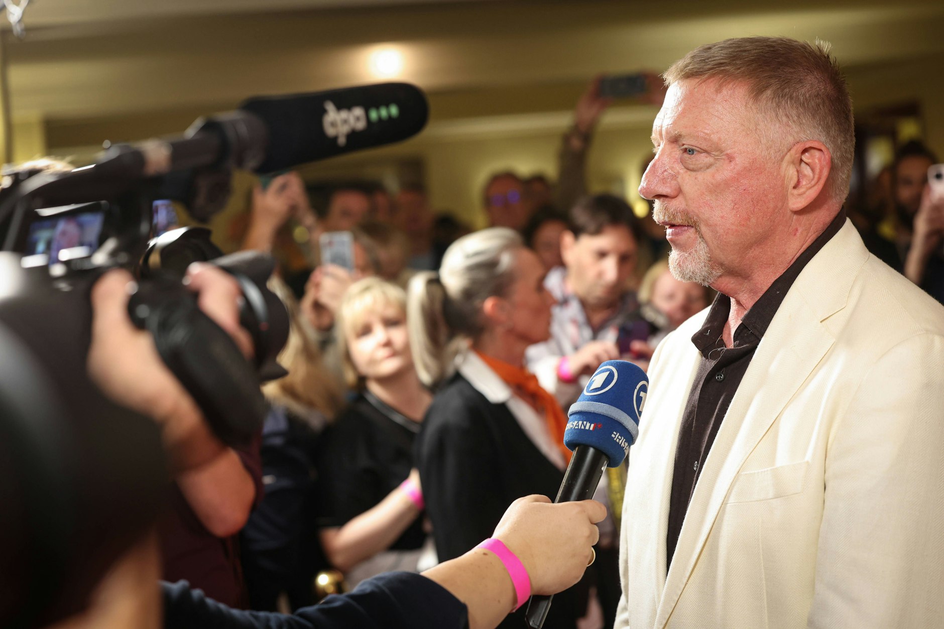 Boris Becker gab nur wenige Interviews am roten Teppich.