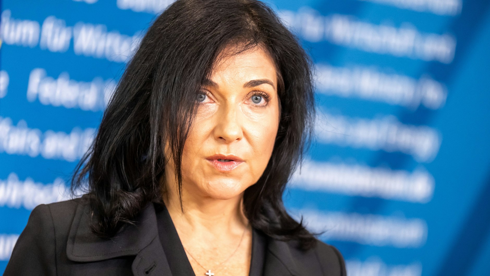 Wirtschaftsministerin Katherina Reiche (CDU) eckt mit ihrer Forderung nach einem höheren Renteneintrittsalter an.