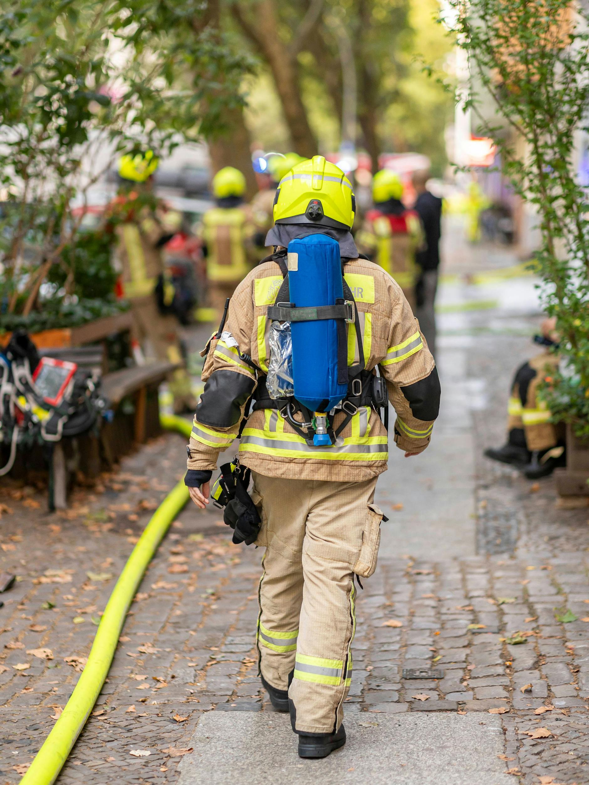 Immer wieder kommt es in Berlin zu Großeinsätzen der Feuerwehr. Jetzt müssen die Brandbekämpfer offenbar ein Feuer in den eigenen Reihen löschen.