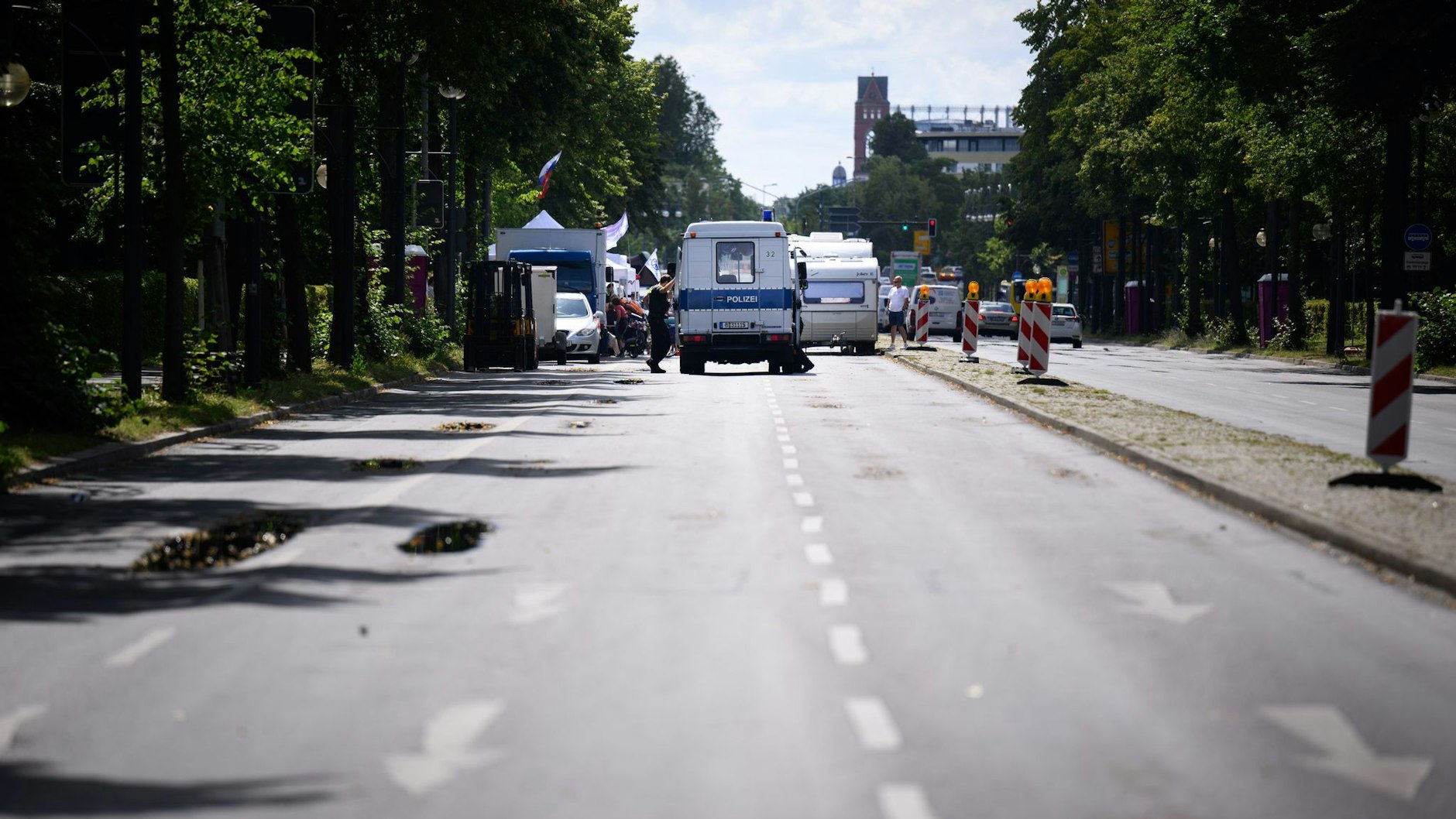 Die Hofjägerallee soll bald Helmut-Kohl-Allee heißen.